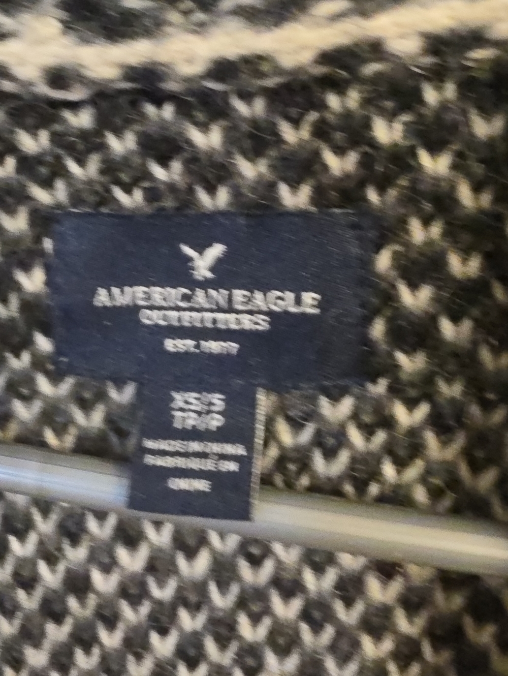 American Eagle Oversized Plaid Long Line Cardigan EUC - Picture 3 of 6